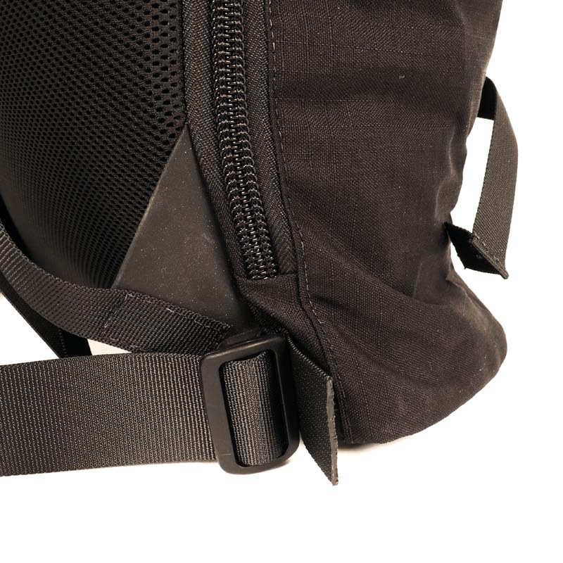 42022 brompton backpack 07
